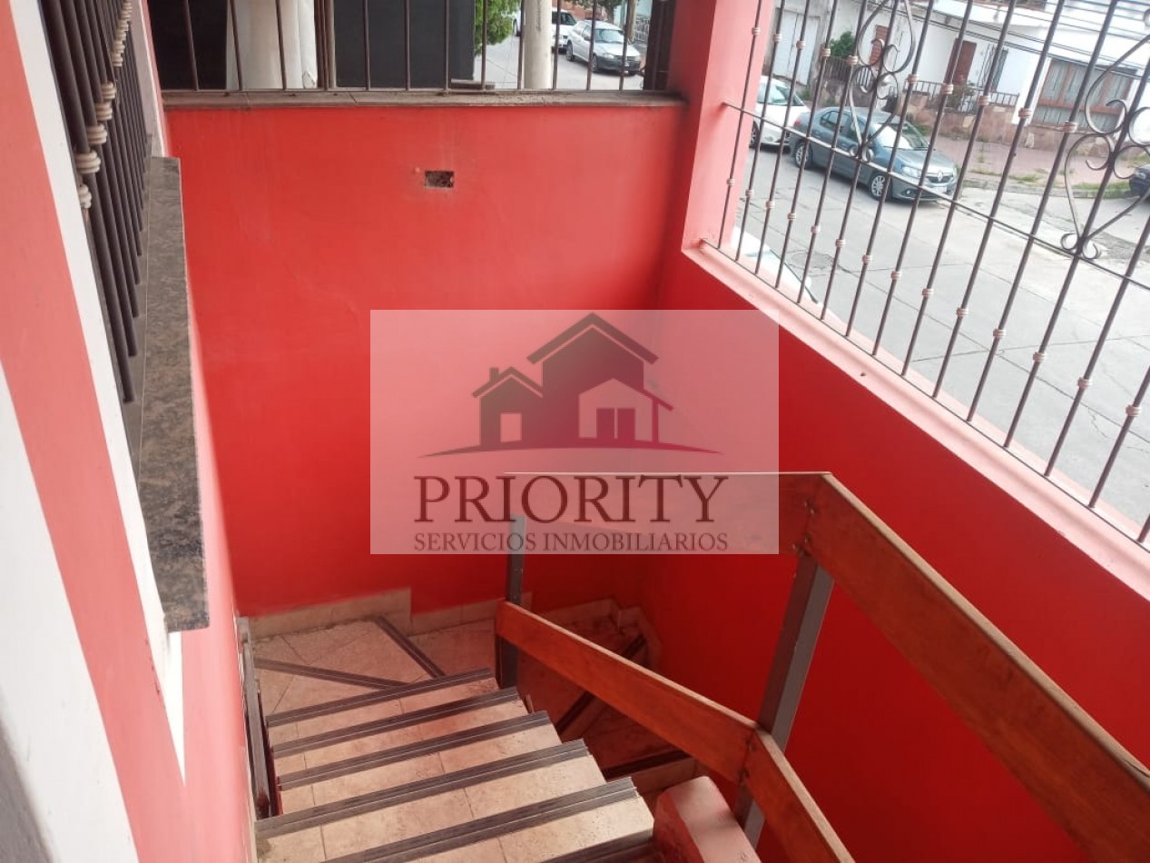 Casa en VENTA (2 plantas)