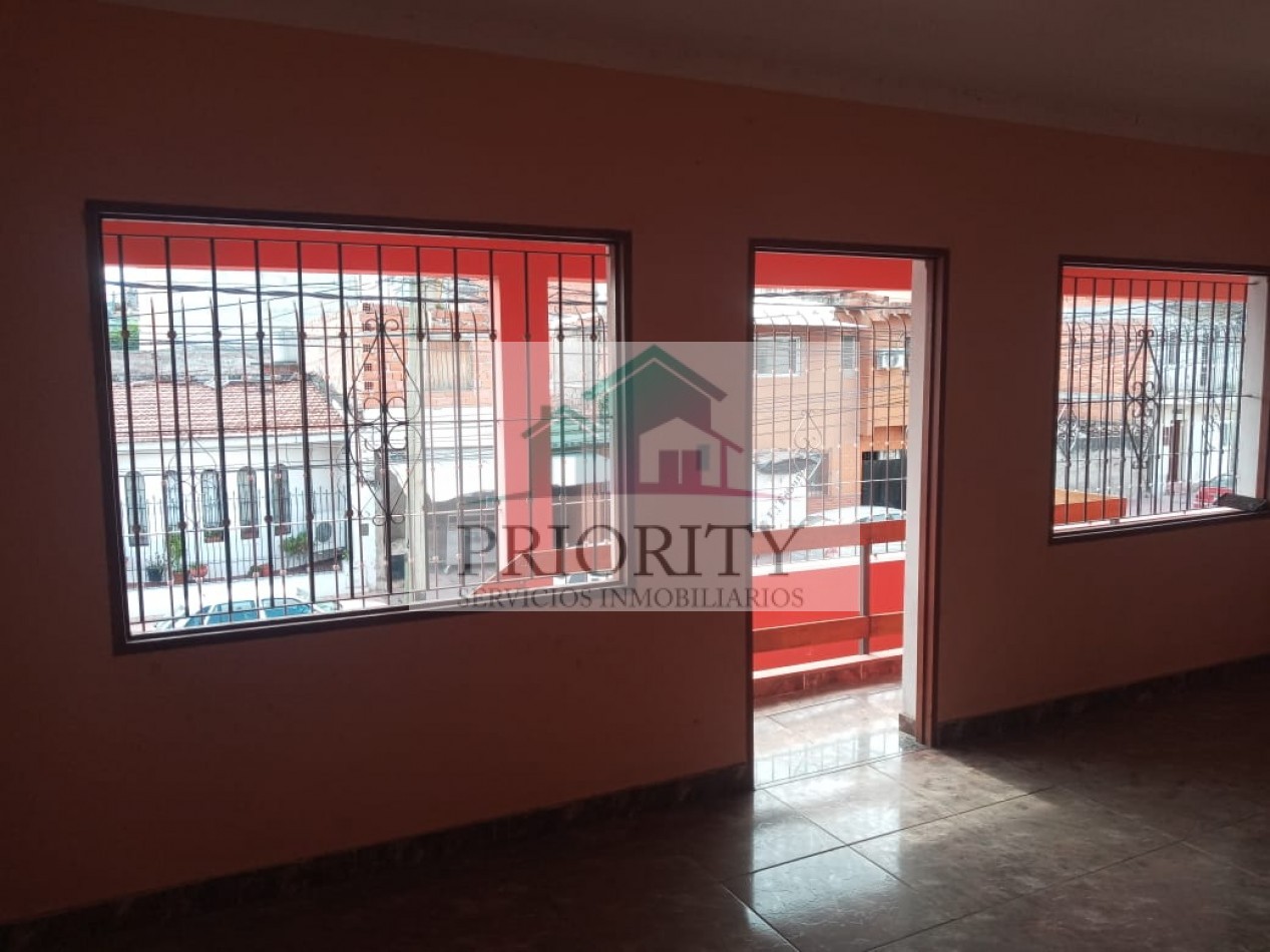 Casa en VENTA (2 plantas)