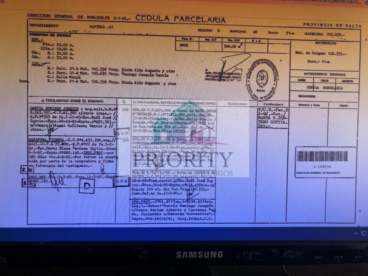 Casa en VENTA (2 plantas)